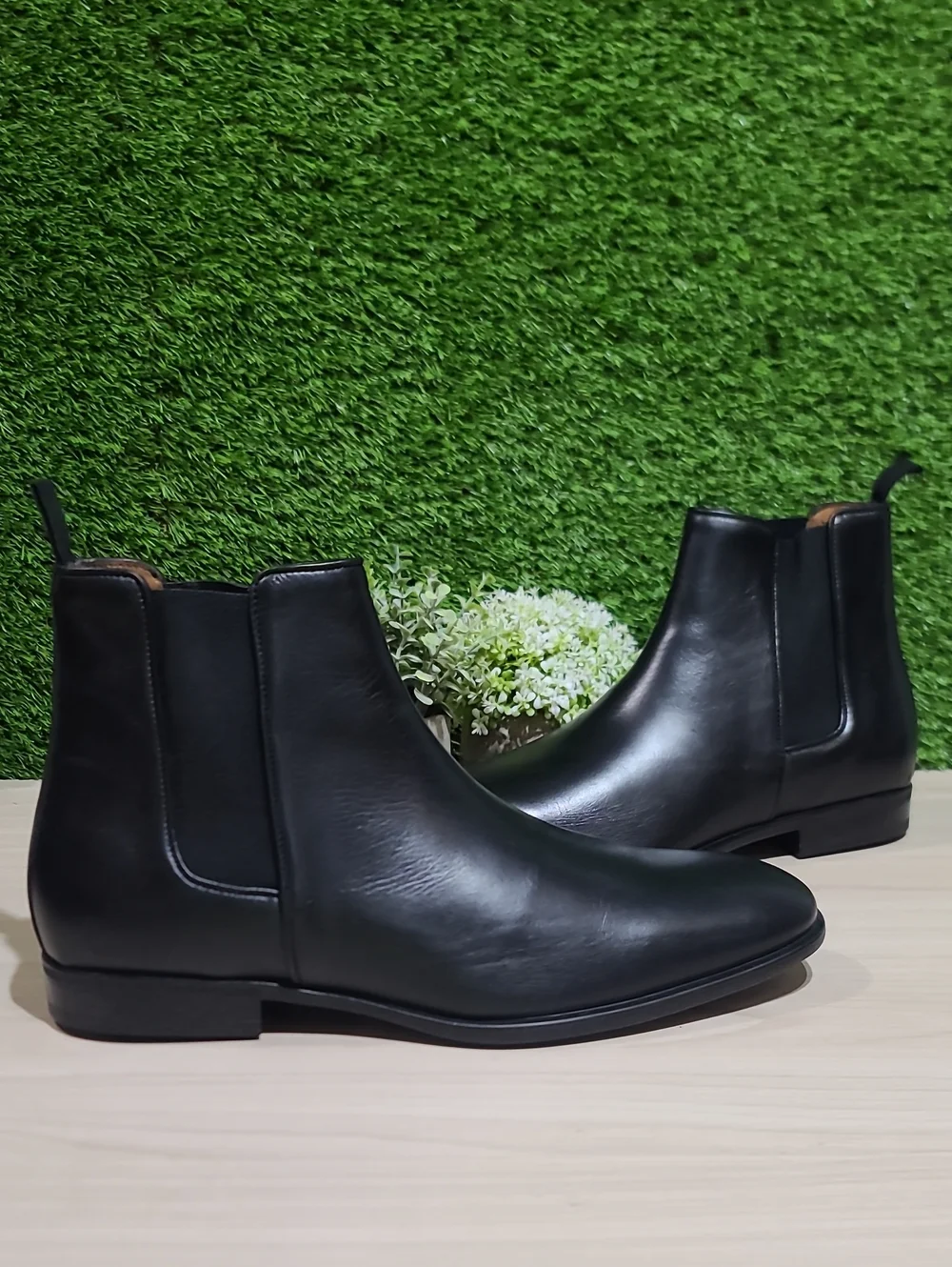 Aquatalia Mens Adrian Black Boots / US 10.5 New